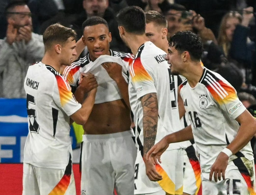 意甲豪门蓝黑军团淘汰对手,晋级欧洲舞台(国米前瞻蓝黑冲击意甲7连胜 小魔兽延续) 意甲豪门蓝黑军团淘汰对手,晋级欧洲舞台(国米前瞻蓝黑冲击意甲7连胜 小魔兽延续)