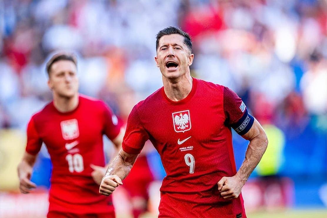 克罗地亚不敌英格兰，小组垫底出局(克罗地亚不敌英格兰,小组垫底出局了吗)